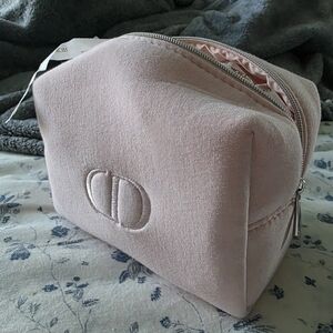 Baby pink sold out Dior makeup bag! NWOB GWP